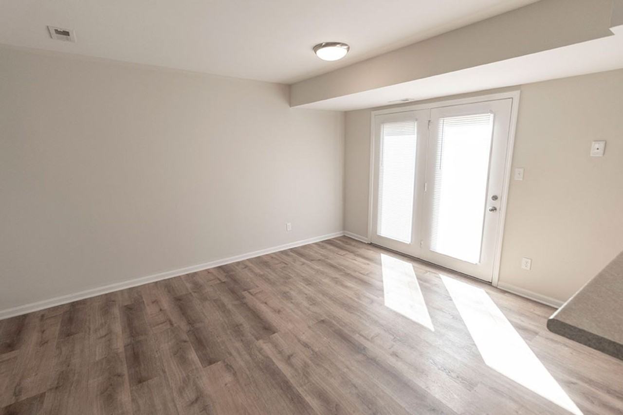 1901 Mirtle Grove Ct - Photo 7 of 31