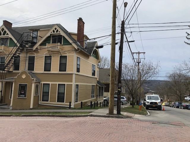 214 Stewart Avenue - Unit1/Bedroom A #1A - Photo 3 of 6