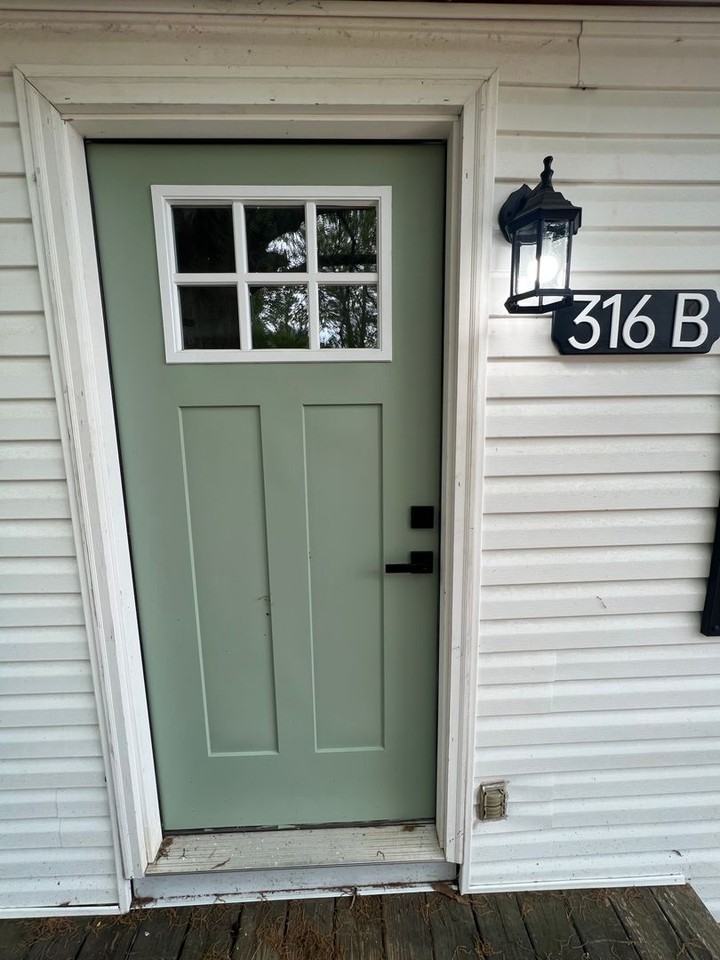 316 Church St Apt B - Photo 3 of 16