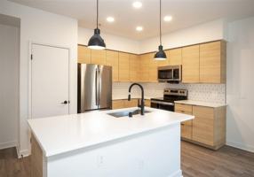 featured image of 4121 Radford Ave