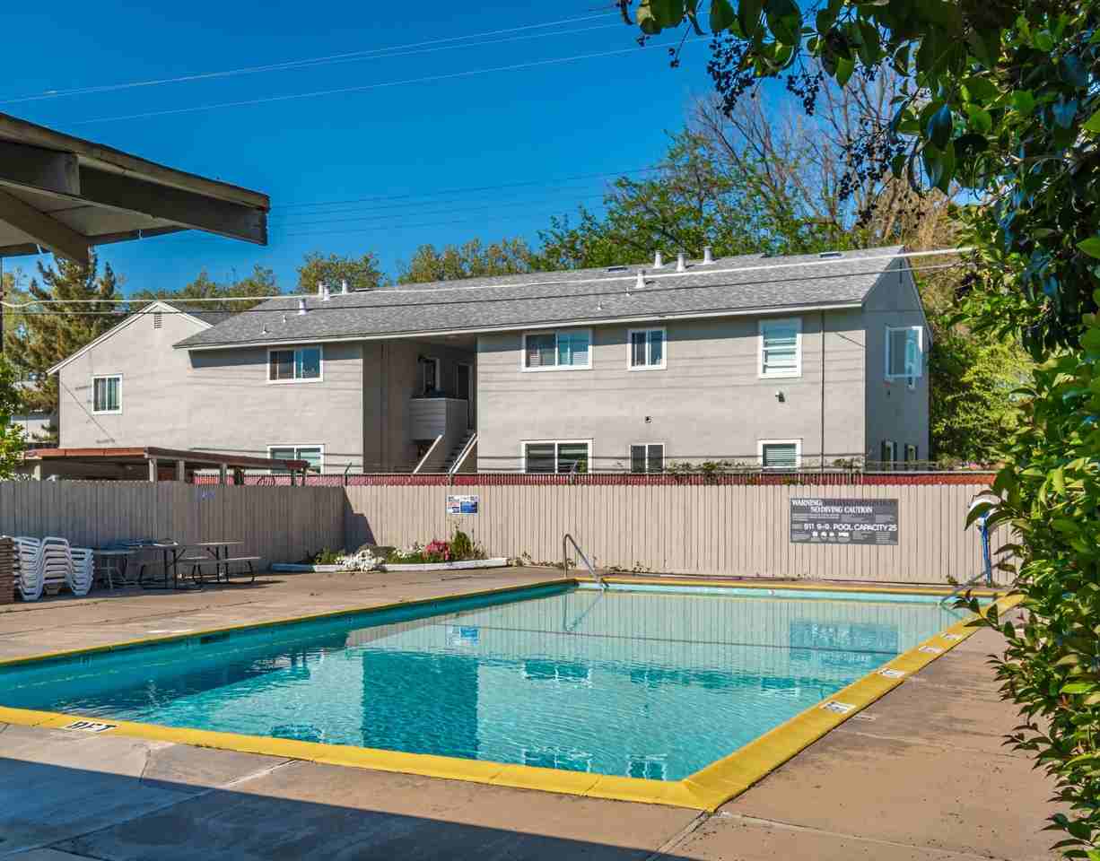 2839 Marconi Ave - Photo 6 of 6