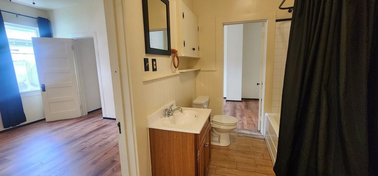 123 Wildwood Ave - Photo 7 of 13