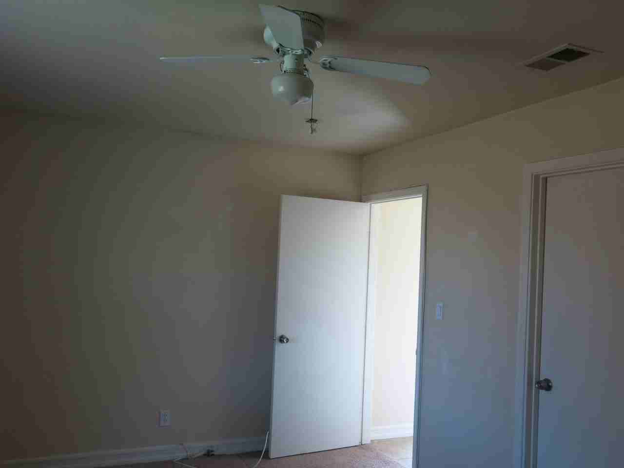 5114 63rd St - Photo 7 of 14