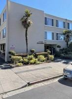 featured image of 1735 Broadway St