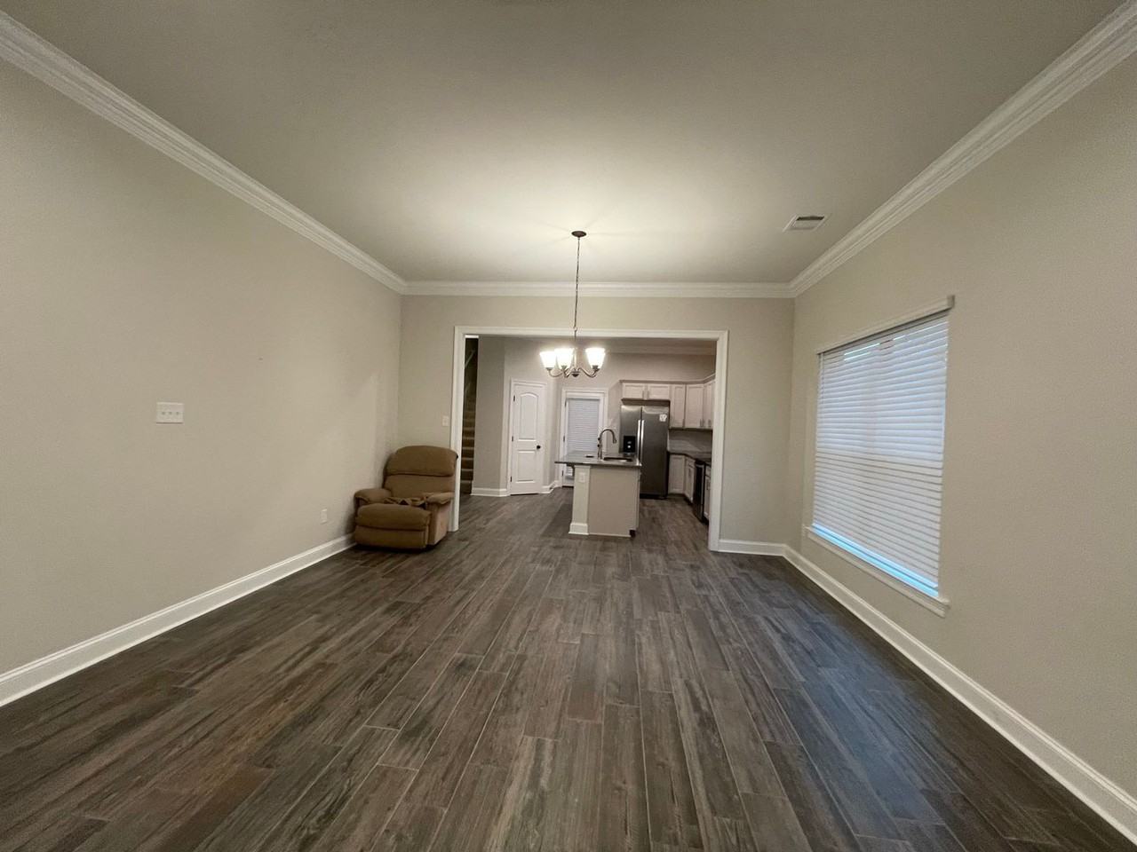 161 Lake Breeze Dr - Photo 3 of 22