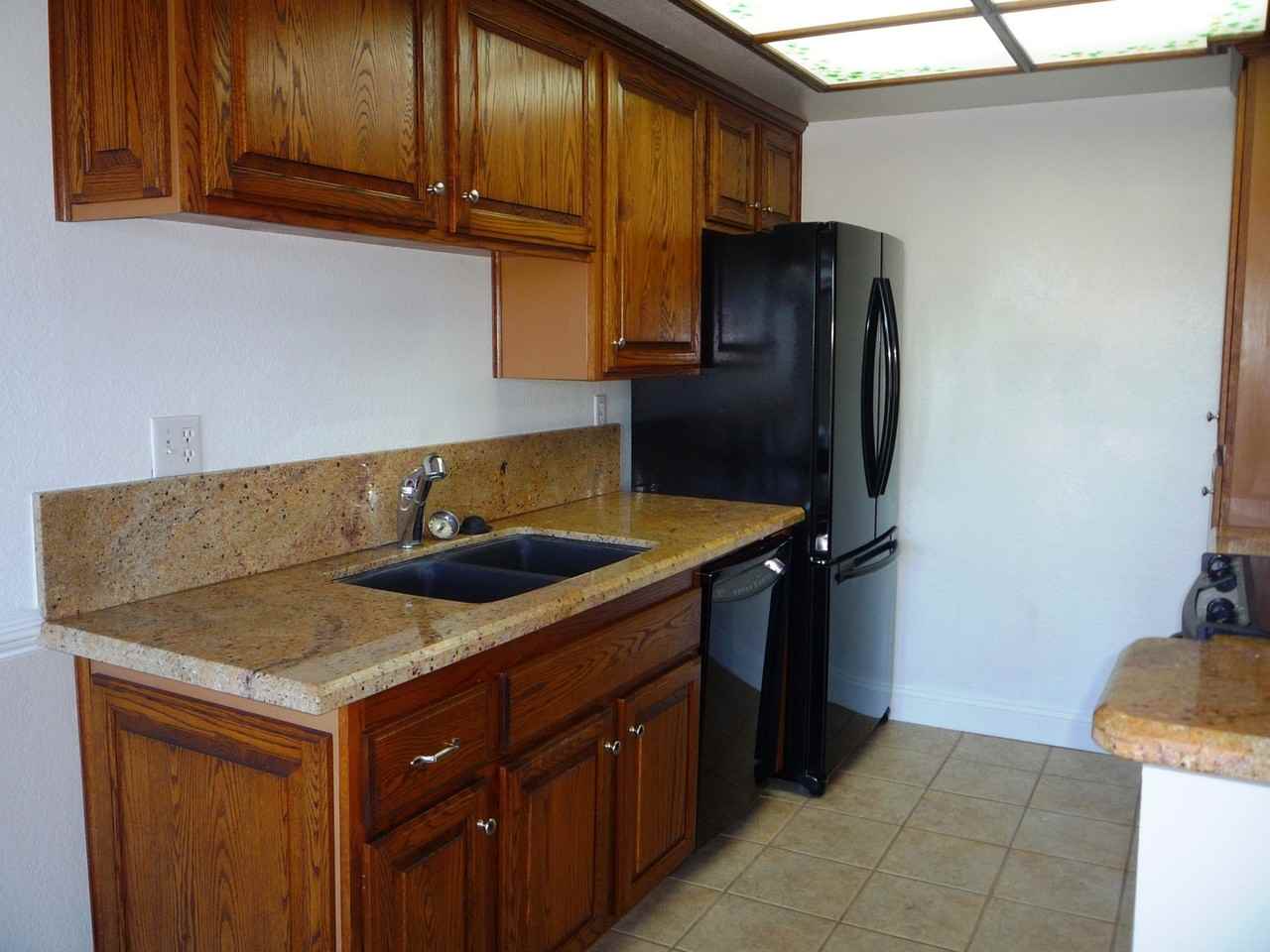2828 Famosa Blvd #209 - Photo 7 of 11