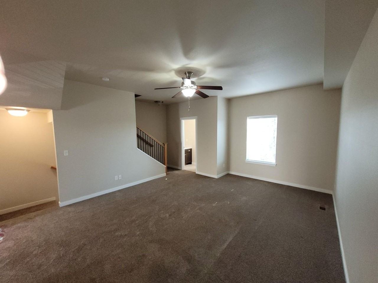 8767 W Pine Valley Ln - Photo 3 of 18