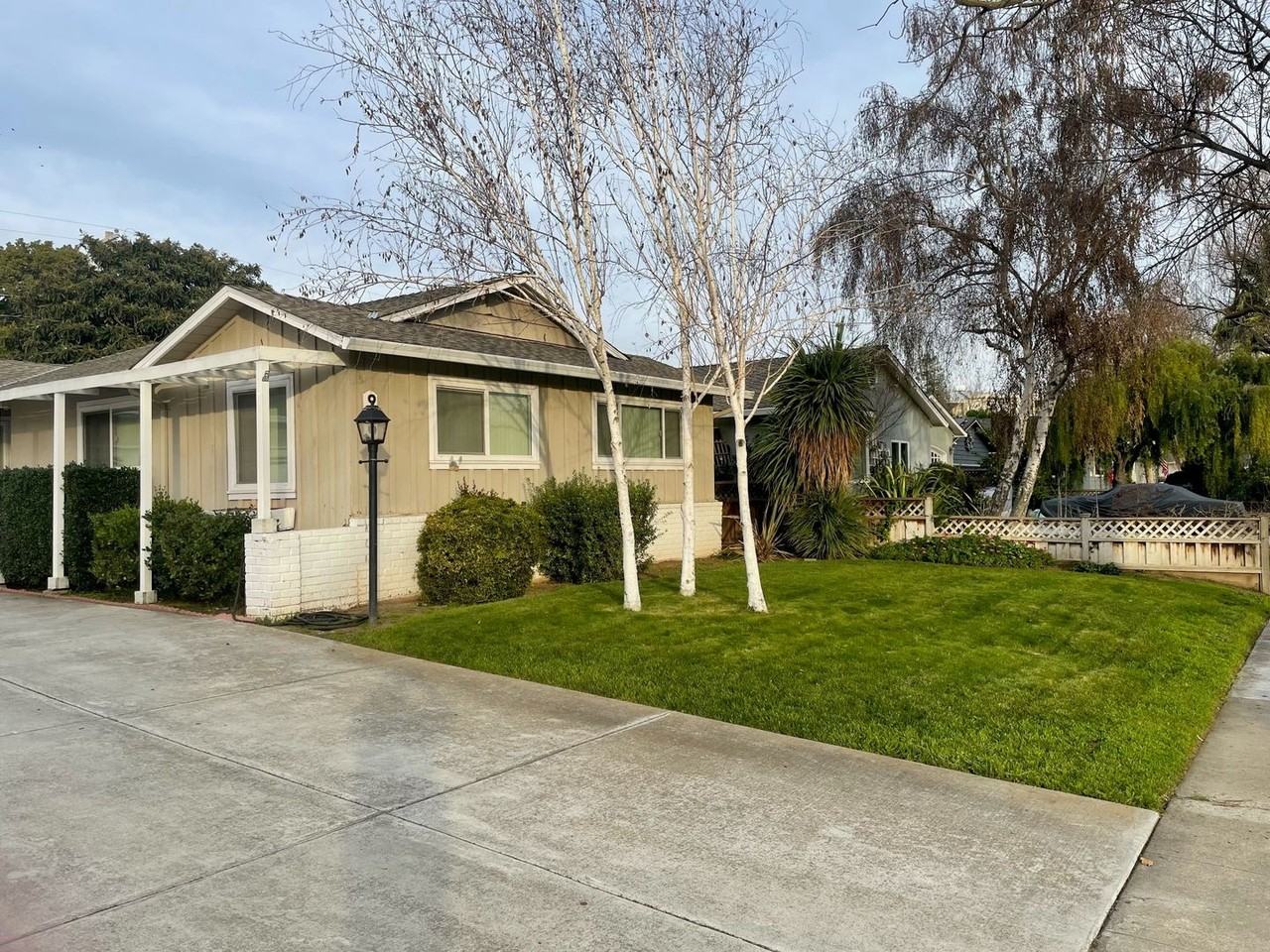 909 Hummingbird Dr - Photo 2 of 9