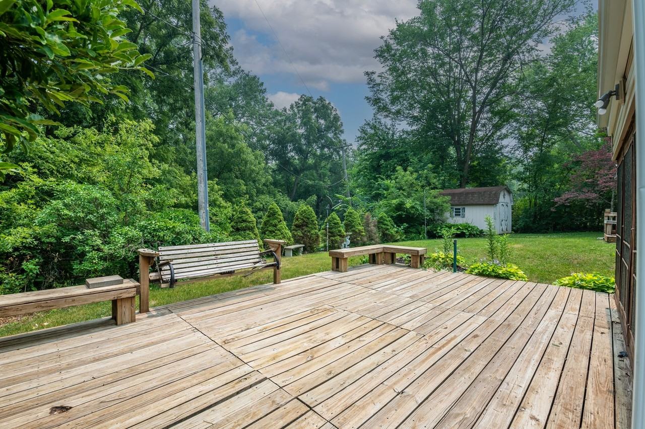 1613 E 4th St - Photo 2 of 26