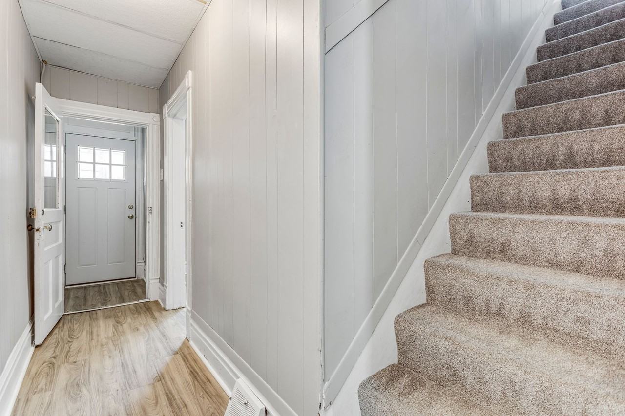 1622 Westmont Ave - Photo 5 of 36