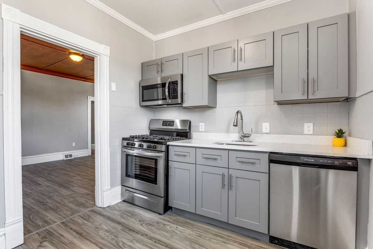 1622 Westmont Ave - Photo 7 of 36