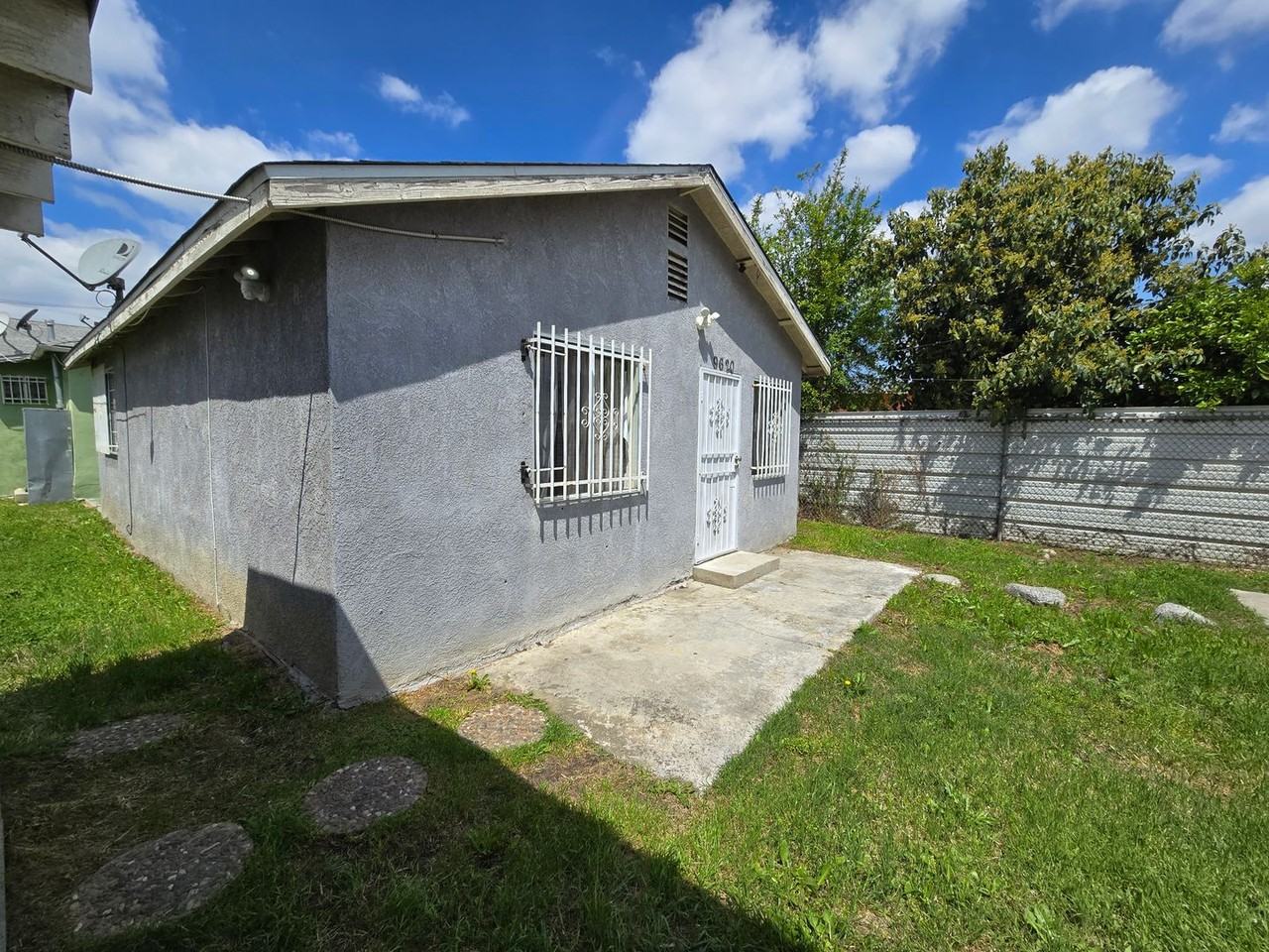 9620 Kalmia St - Photo 2 of 16