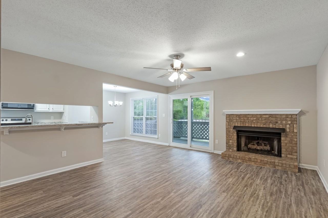 5867 Harris Grove Ln - Photo 5 of 32