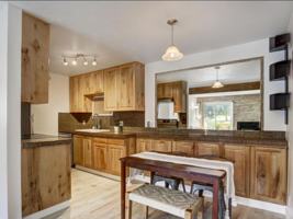 featured image of 1061 W Beaver Creek Blvd