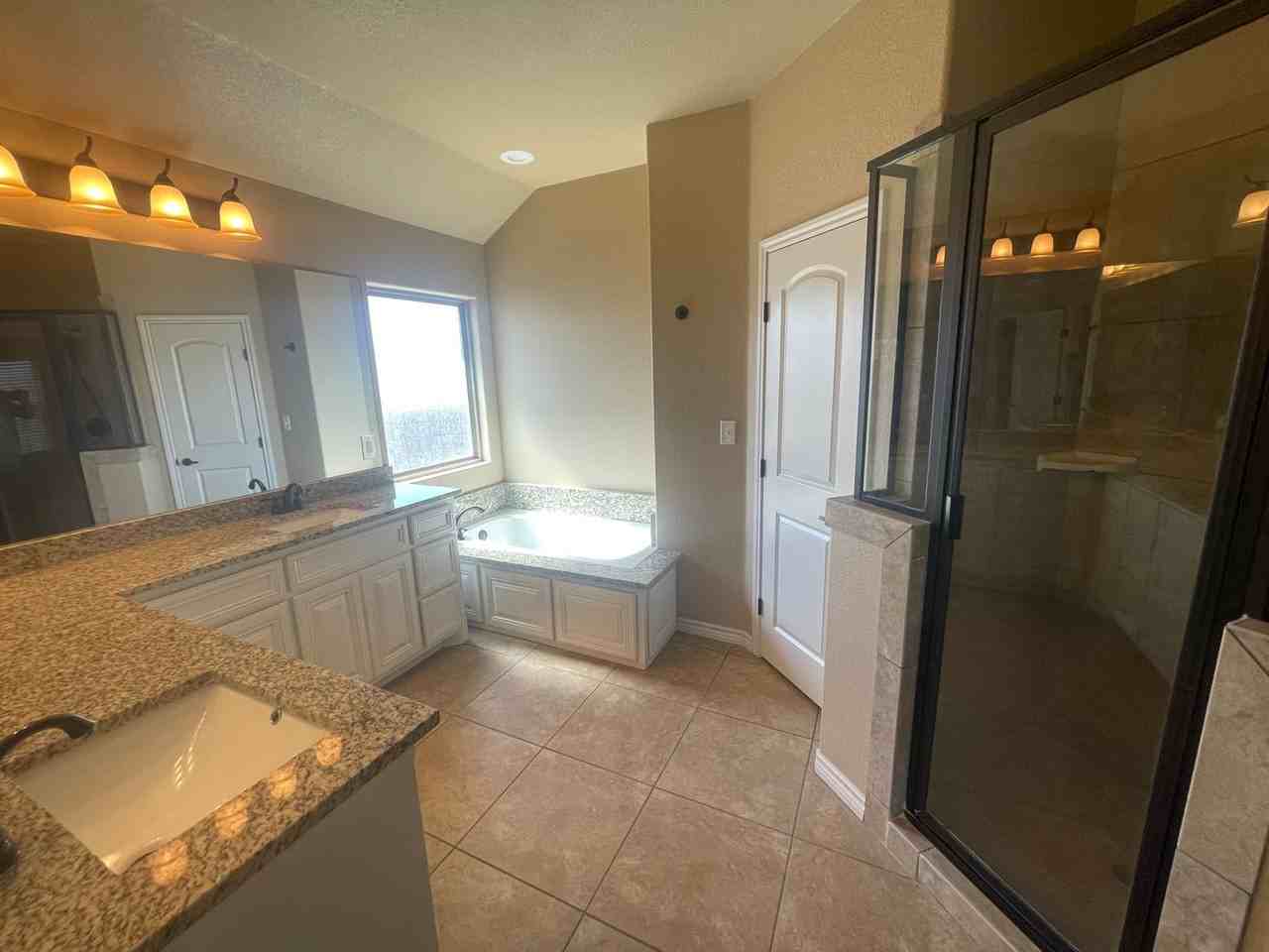 1800 Boise Dr - Photo 6 of 11
