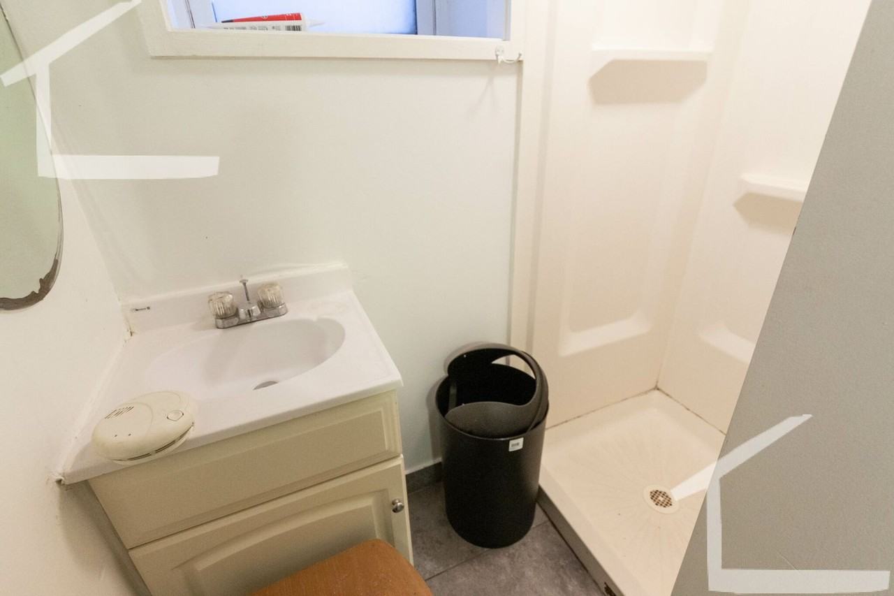 24 Farrington Ave - Photo 5 of 8