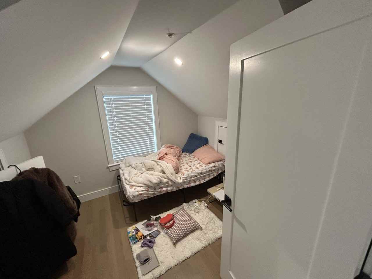 13 Greylock Rd - Photo 3 of 6