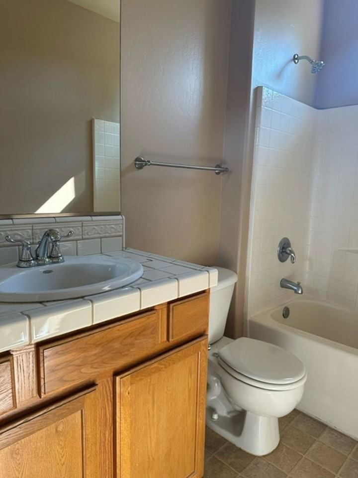 11713 Alton Manor Dr - Photo 2 of 5