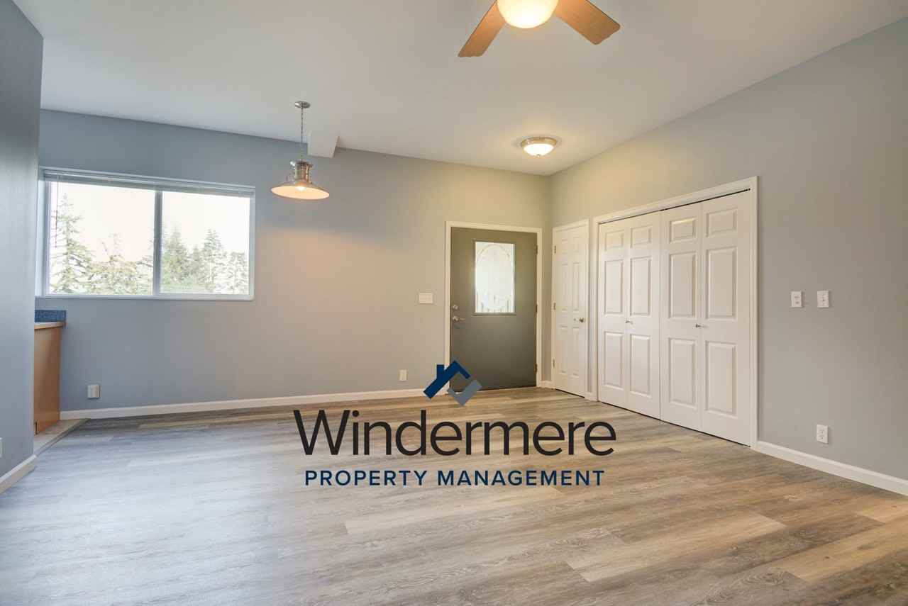 2480 N Bluff Rd - Photo 7 of 20