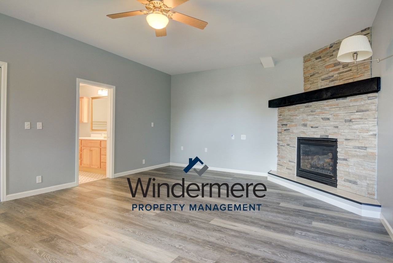 2480 N Bluff Rd - Photo 6 of 20