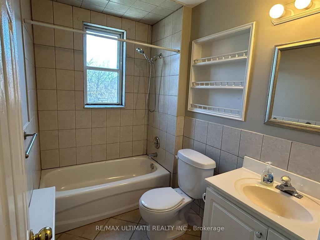 59 Lakeview Avenue - Photo 3 of 7
