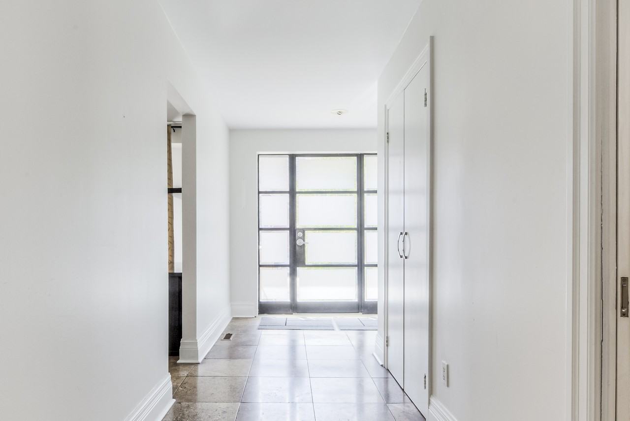 98 Sherwood Avenue - Photo 4 of 44