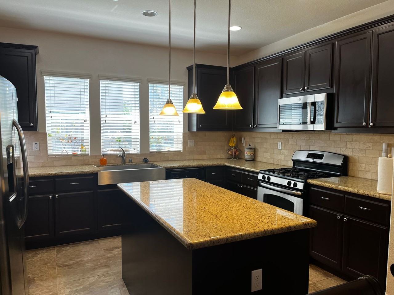 913 Blossom Rock Ln - Photo 6 of 11