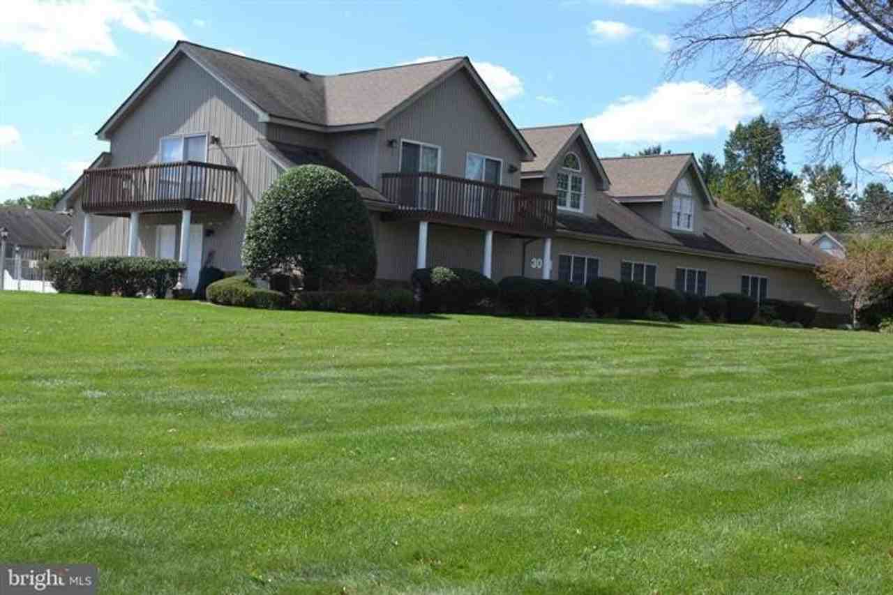 Harlen Court Rentals - Photo 5 of 50