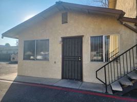 featured image of 2323 Chester Ln #09