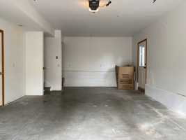 featured image of 1020 Nw Portland Ave