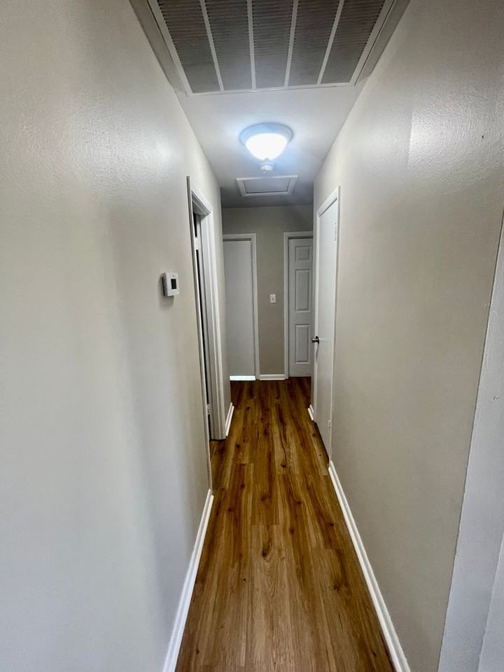 132 Daniel St Sw - Photo 5 of 8
