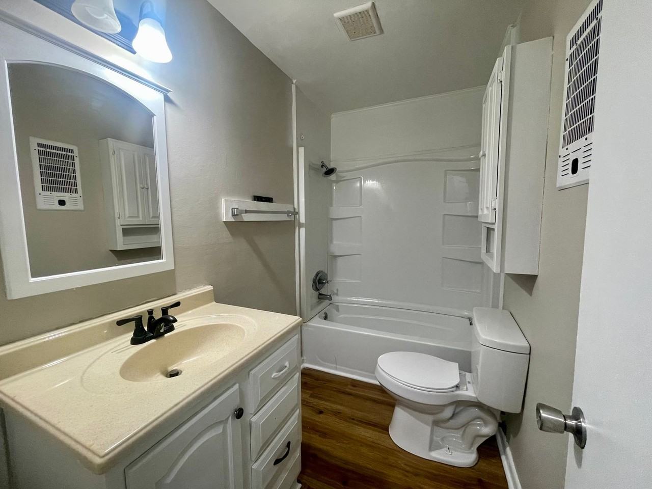 132 Daniel St Sw - Photo 6 of 8