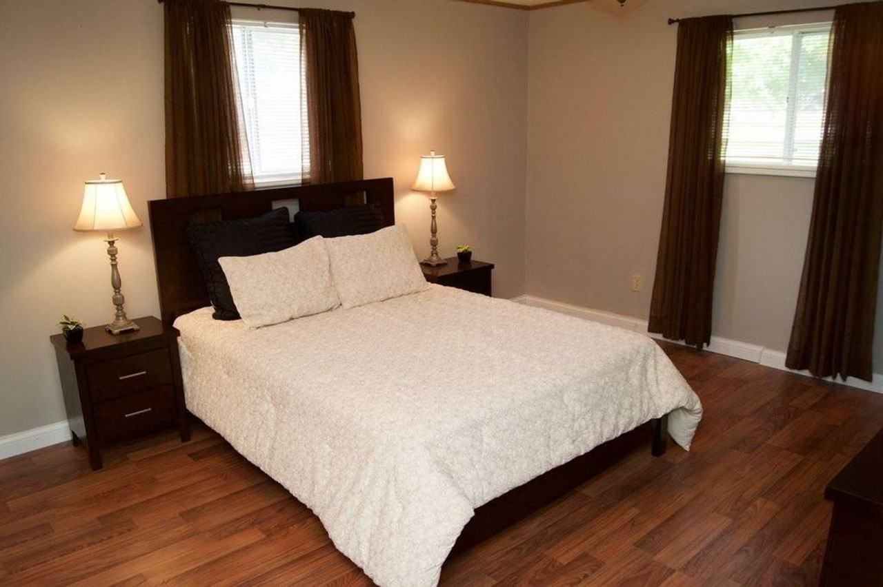128 Magnolia Ct - Photo 5 of 6