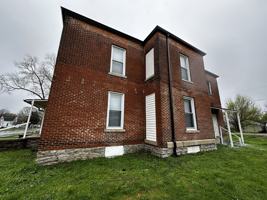 featured image of 2516 S Washington St Apt 1 #Apt 1