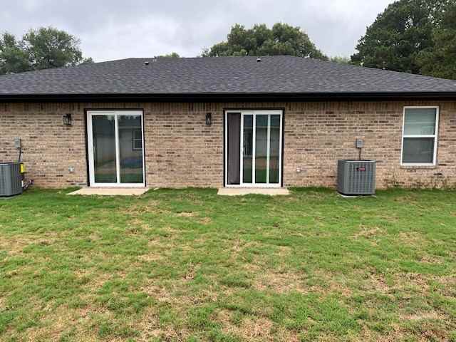 201 Isabella St #201 - Photo 2 of 15