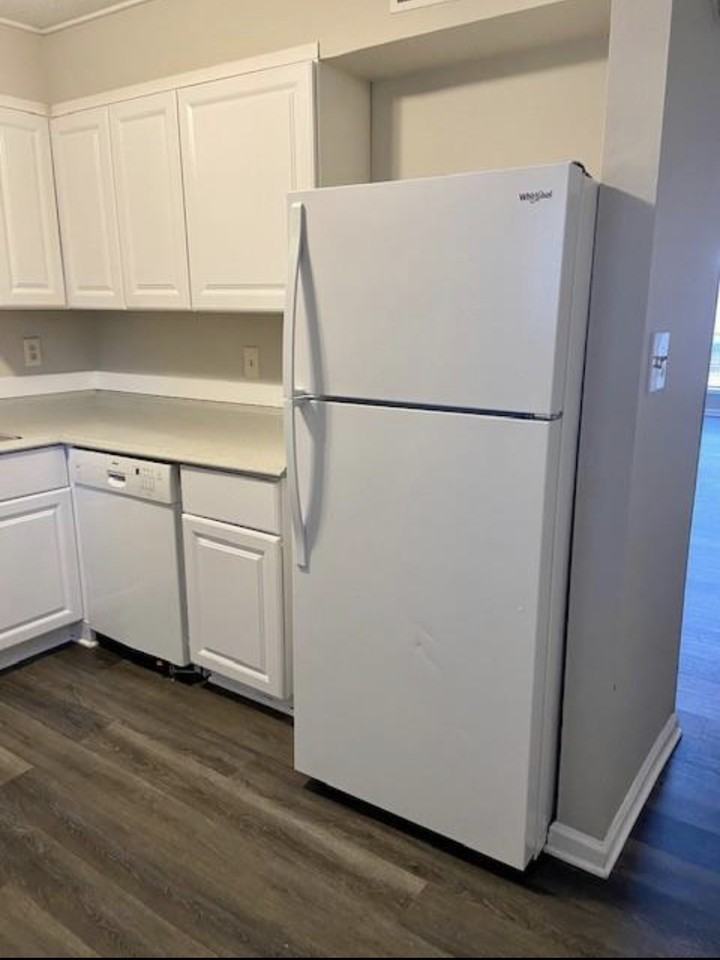 7903 Oak Meadow Ct #2 - Photo 6 of 16