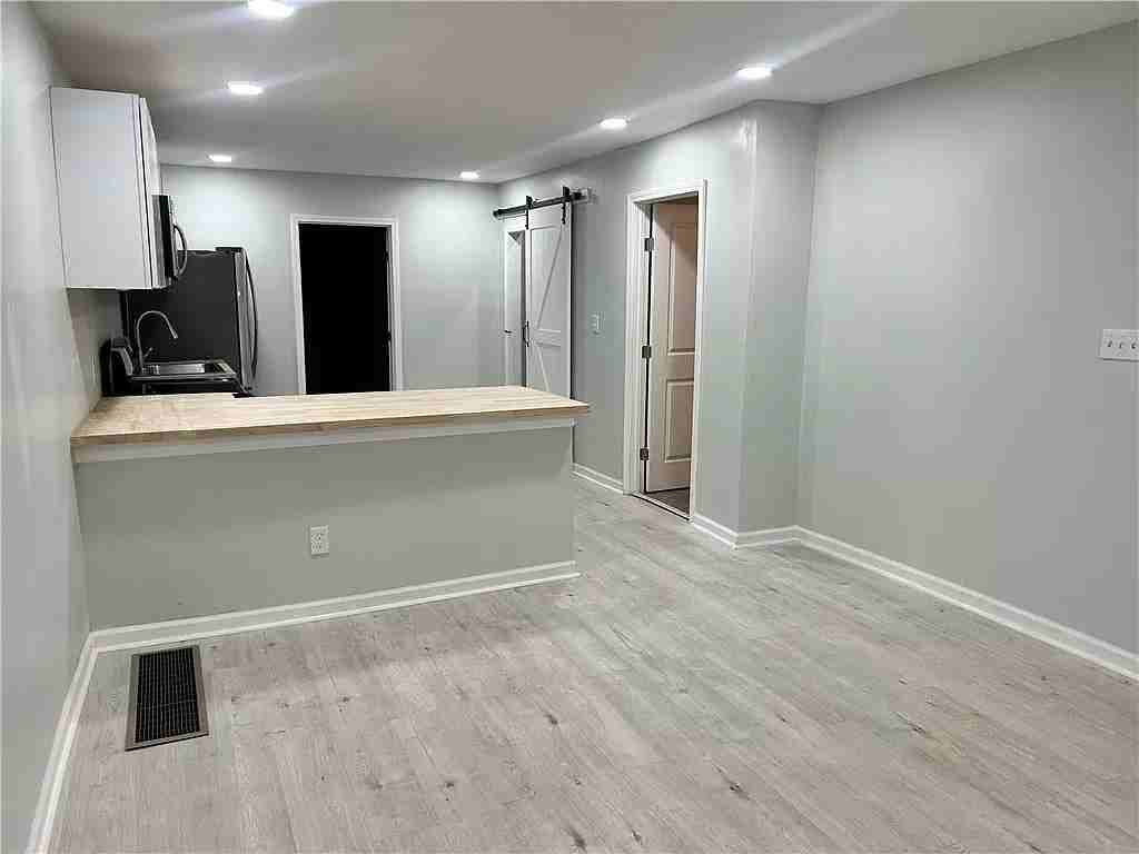 717 Indiana Ave Unit A #2 - Photo 3 of 10