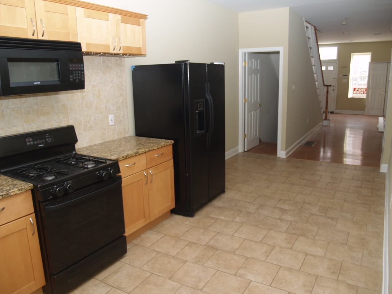 1839 Christian St - Photo 6 of 22