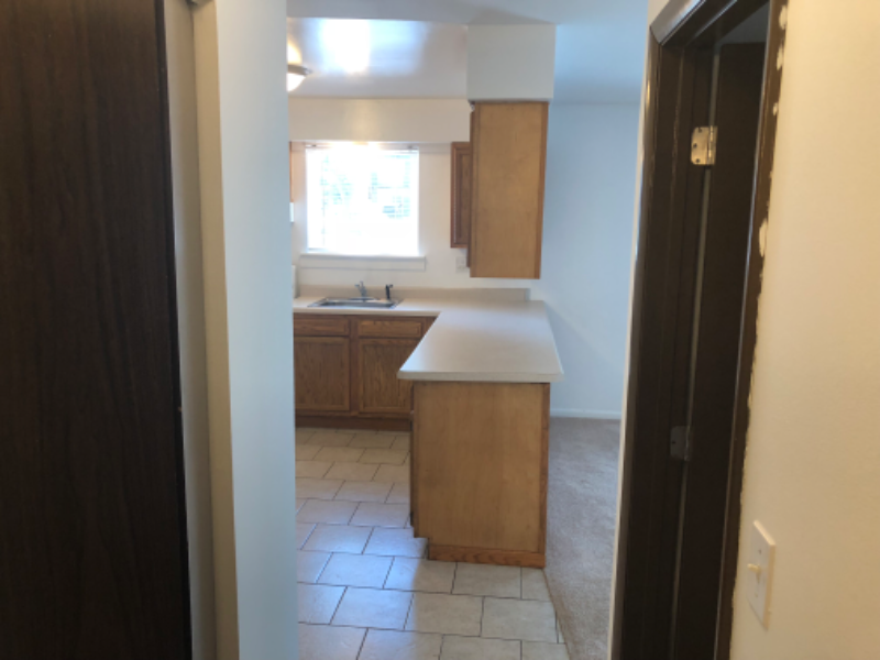 650 Westmoreland Dr - Photo 5 of 10