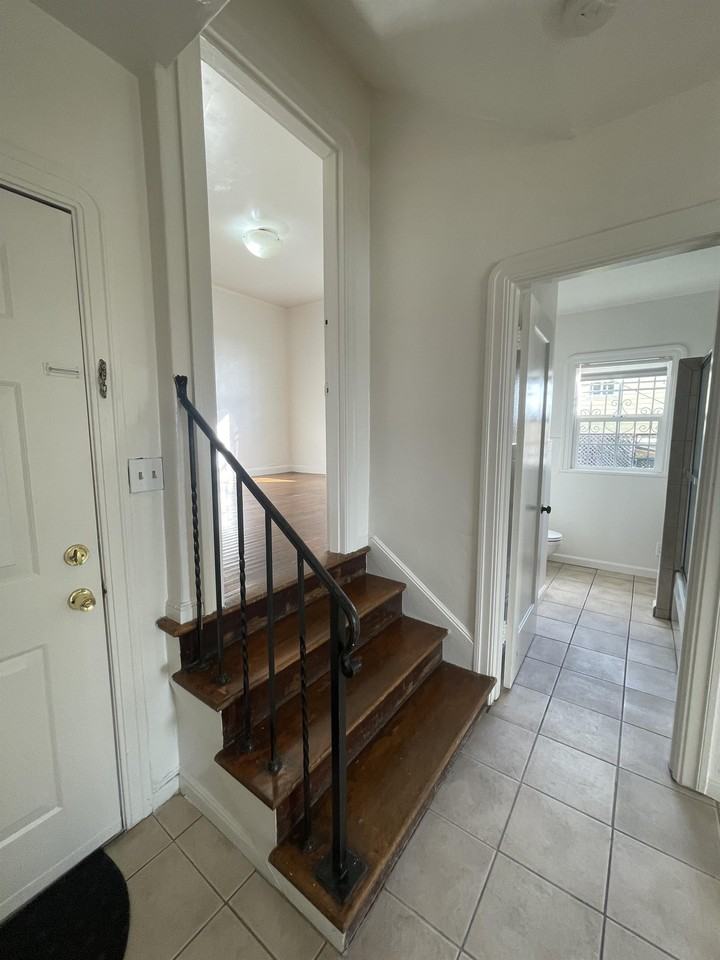 8653 Thermal Ave #B - Photo 2 of 24