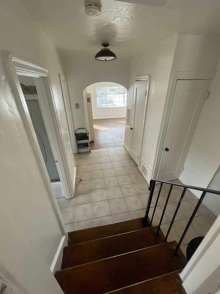 8653 Thermal Ave #B - Photo 7 of 24