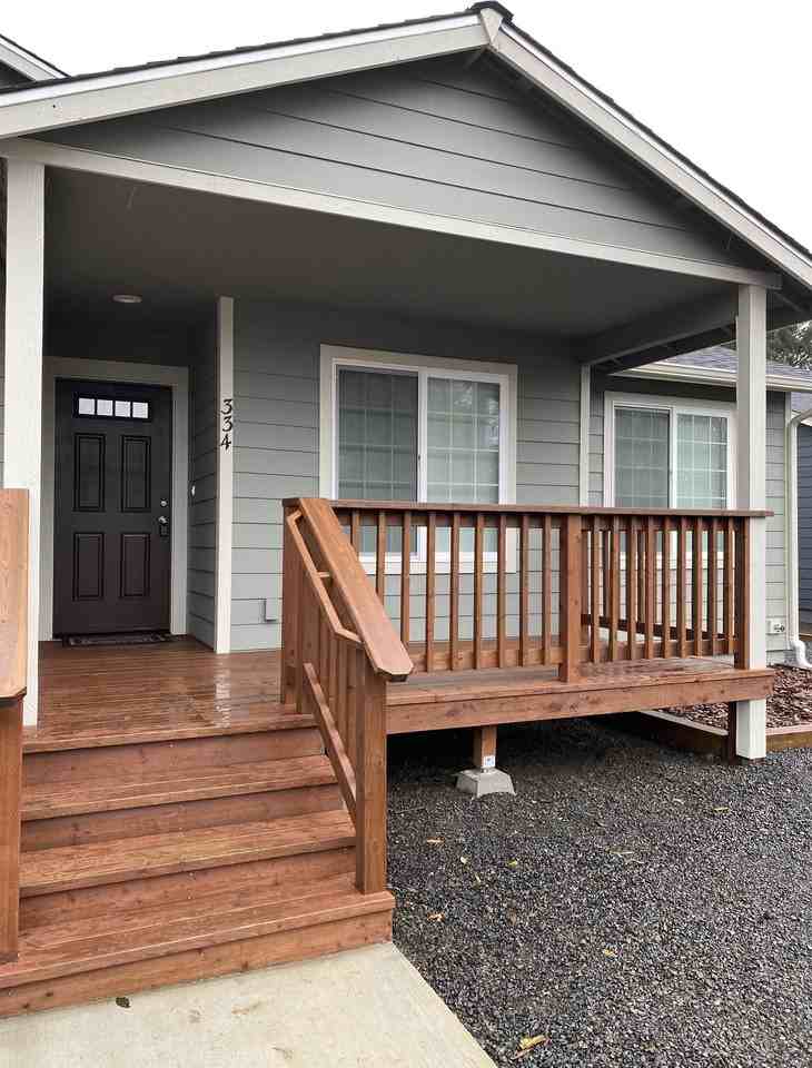 Clover Creek Avenue NW (334) - Photo 3 of 26