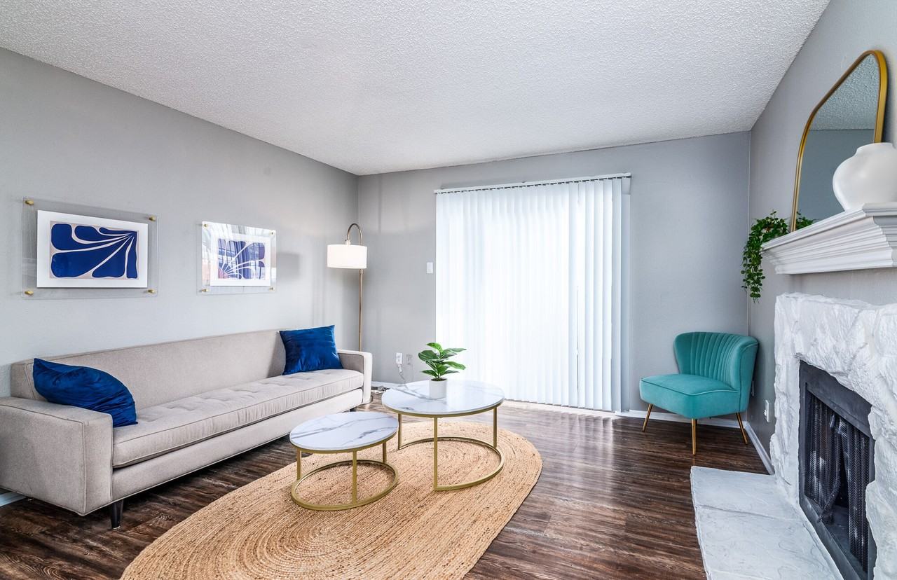 Sagamore Apartment - Photo 3 of 50