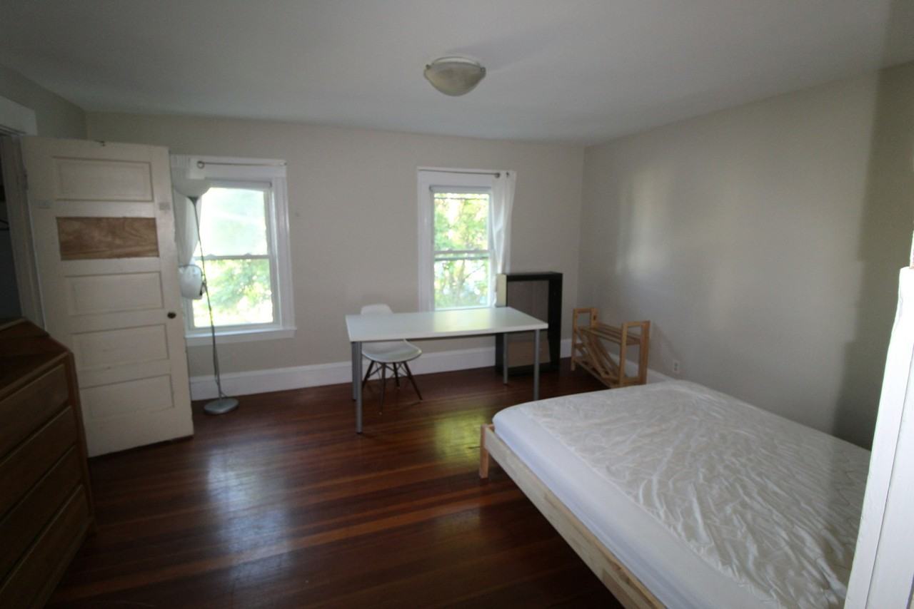 86 Bromfield Road, Unit 2 - Photo 2 of 8