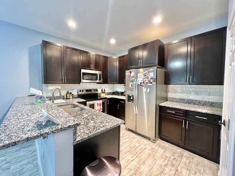 2100 Pomegranate Ct #1 - Photo 2 of 20