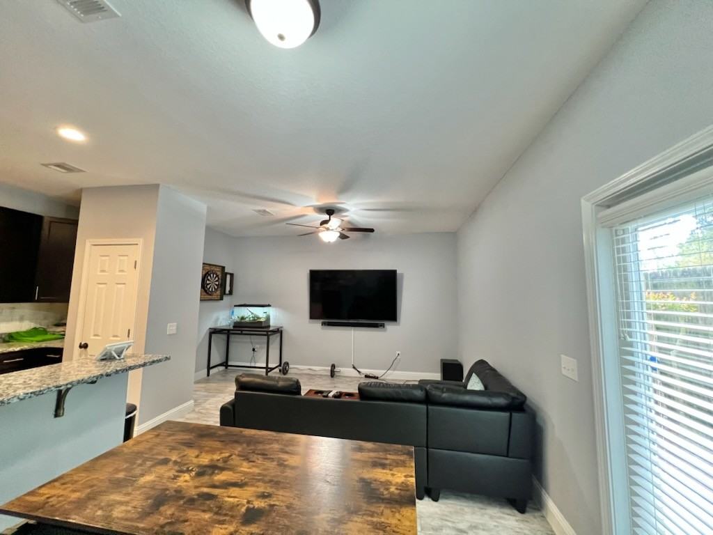 2100 Pomegranate Ct #1 - Photo 6 of 20