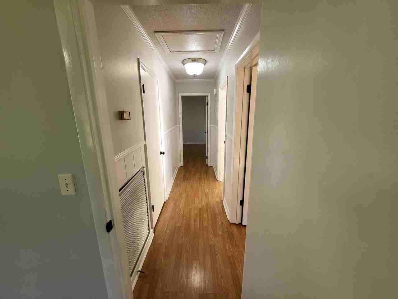 105 Pinecrest Dr #1 - Photo 5 of 23