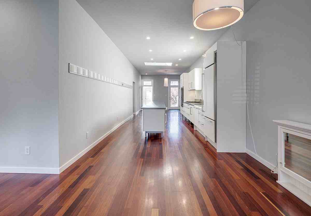 246 Elsie St - Photo 2 of 24