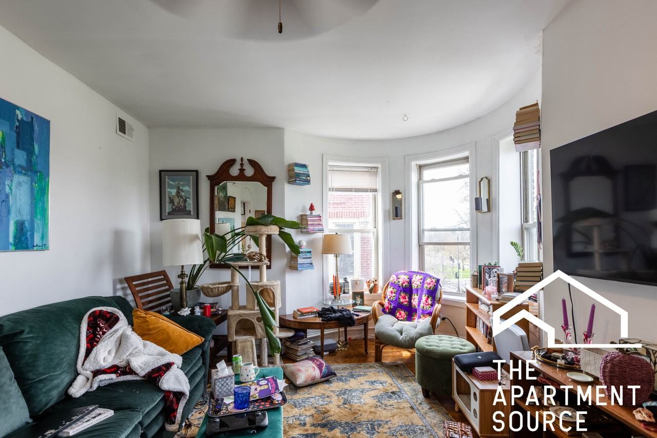 2021 N Humboldt Blvd #1W - Photo 2 of 18