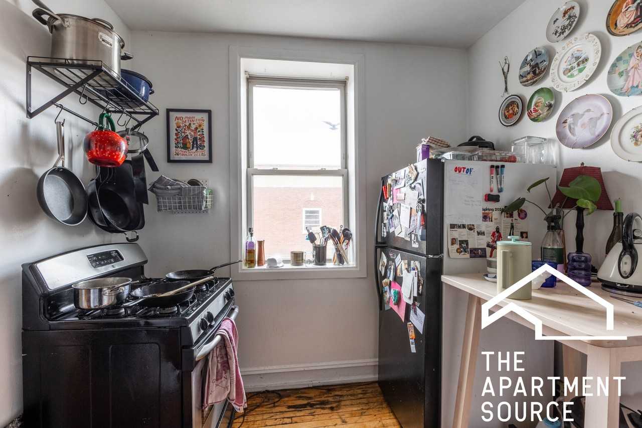 2021 N Humboldt Blvd #1W - Photo 5 of 18